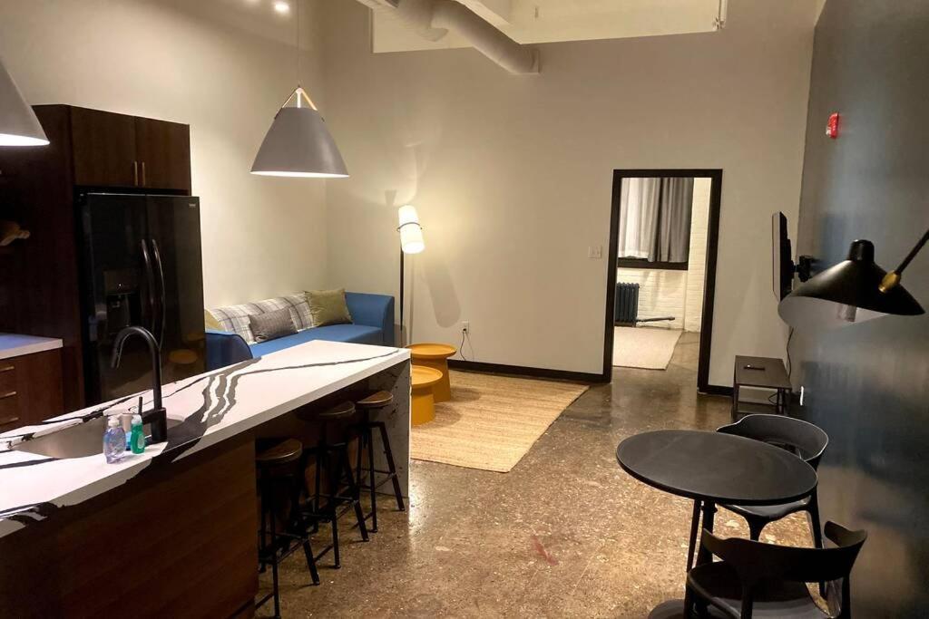 3E-*New* Apartment -5 Min From Downtown, Sleeps 4 Pittsburgh Exterior photo